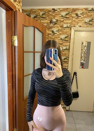 Спортивний топ