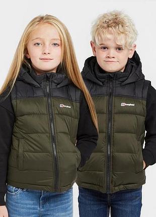 Жилетка berghaus на мальчика 7-8 лет