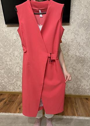Сарафан рожевого кольору