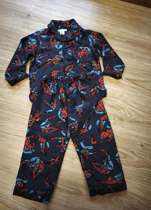 Дитячий одяг для дому або піжама, 4 роки.