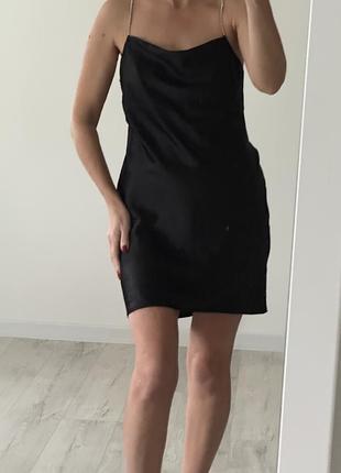 Сукня сатинова zara чорна  сукня