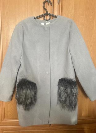 Дитяче пальто