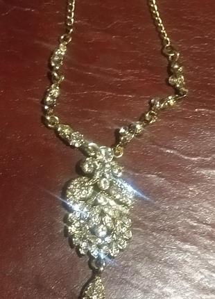 Колье.