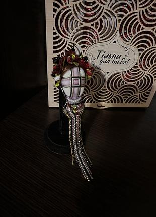 Брошь мотанка предохраняет