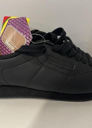 Reebok кросівки