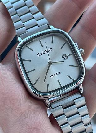Годинники casio