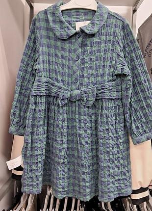 Платье на девочку, в клетку с бантиком спереди и пуговицами, 100% хлопок. zara, 110cm