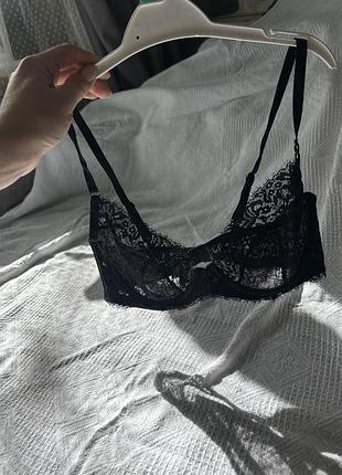 Кружевний бюстгальтер 75b
