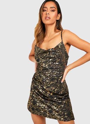 Платье принт питон boohoo