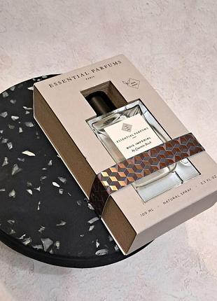 Bois impérial by essential parfums
