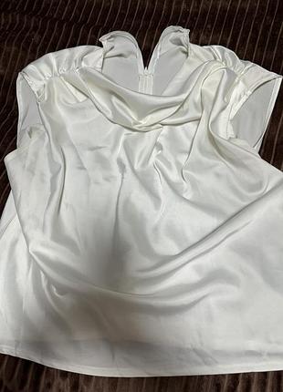 Атласна коротка блуза