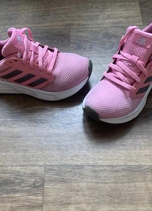Легкие кроссовки adidas, кроссовки adidas
