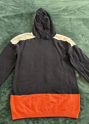 Тонкий приятный трикотажный худи