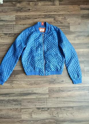 Демісезонна куртка вітровка s,m