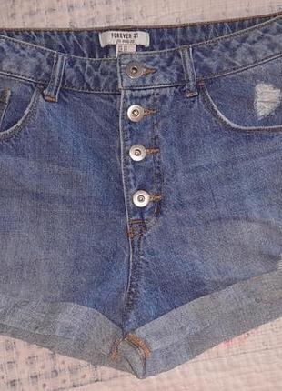 Джинсовые шорты