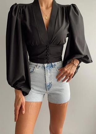 Жіноча сорочка, однотонні ґудзики, приталена сорочка в темпераментному стилі