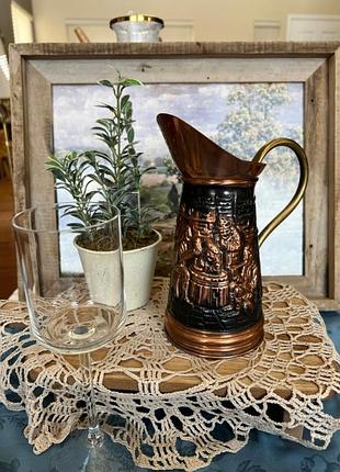 Старинный кувшин медь