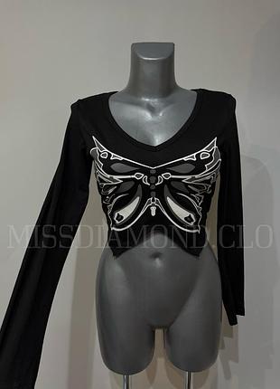 Готический топ с рукавами