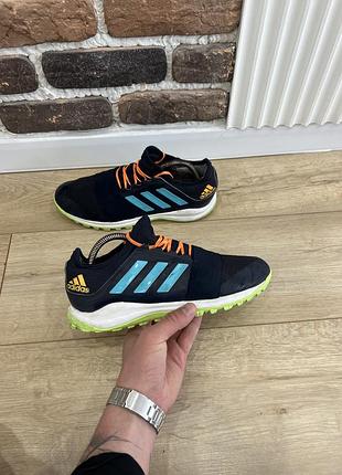 Кросівки адідас