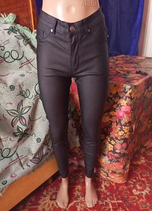 Брюки как кожаные