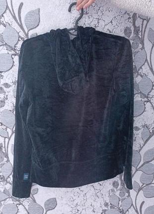 Кофта з капішоном