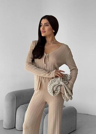 Тонкий бавовняний брючний костюм