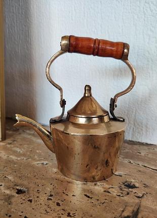 Старинный английский дорожный чайник