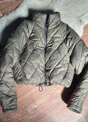 Куртка бомбер укорочена