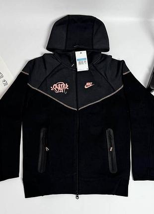 Nik tech fleece x syna world