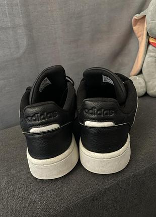 Кроссовки adidas