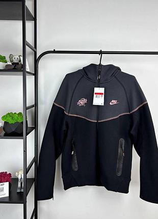 Nike tech fleece x syna world