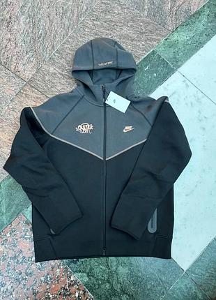 Nike tech fleece x syna world