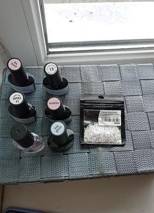 Лаки для маникюра