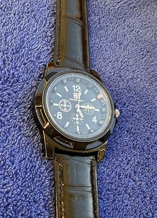 Армійський наручний годинник swiss army