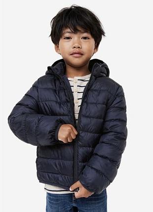 H&m легкая стеганая демисезонная курточка на мальчика