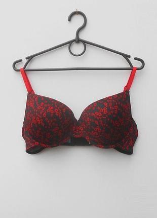 Гладкий бюстгальтер уплотненная чашка 85с