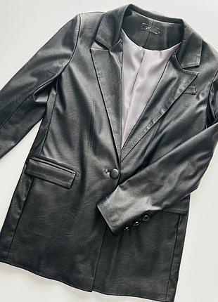 Піджак з штучної шкіри