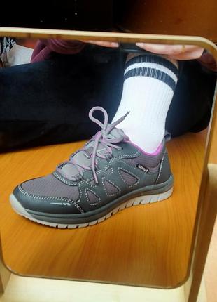 Женские кроссовки romika