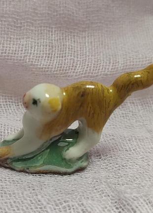 Статуетка кіт