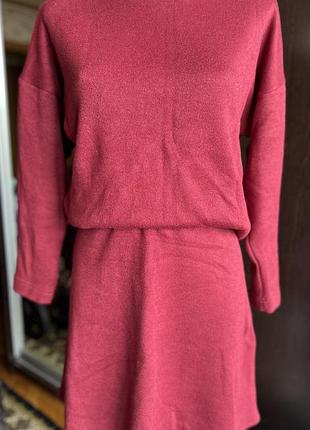 Костюм жіночий