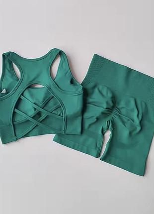 Комплект для спорту топ і шорти