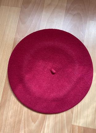 Червоний берет, в ідеалі