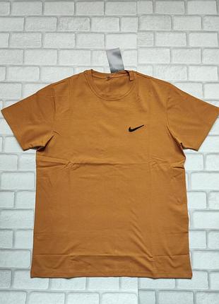 Мужская футболка трикотаж горчица рисунок найк вышивка спортивная