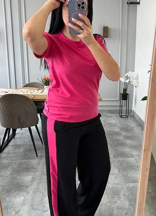 Жіночий стильний костюм двійка