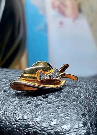 Вінтажна брошка пін капелюшок