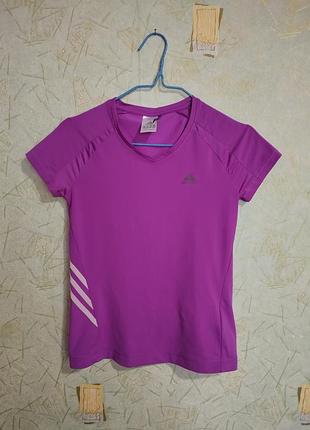 Жіноча футболка adidas
