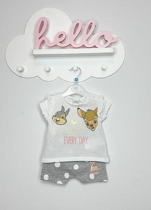 Комплект футболка, шортики та повʼязка від disney🥰