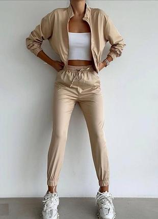 Костюм із плвщівки кофта і штани джогери мокко та чорний