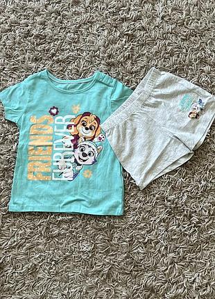 Милая пижама nickelodeon 86/92 размера.