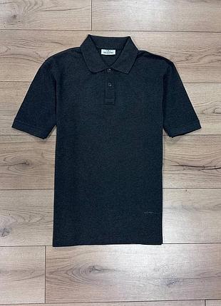 Поло від фірми valentino